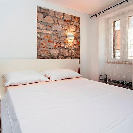 Monte B. Exclusive Apartment ロヴィニ エクステリア 写真