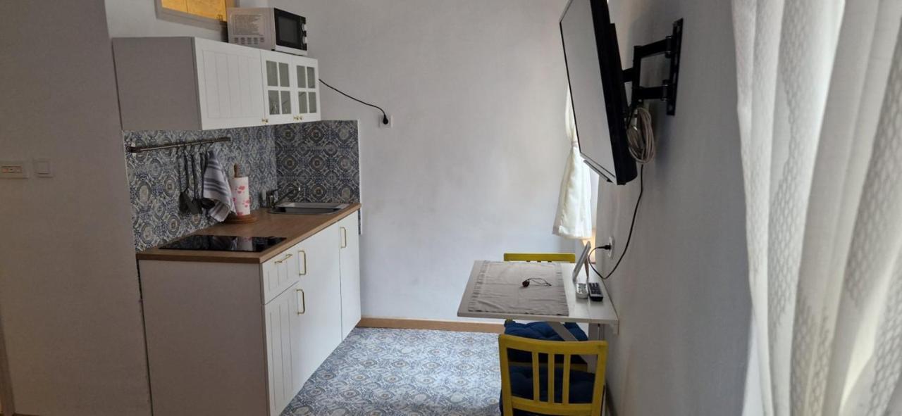 Monte B. Exclusive Apartment ロヴィニ エクステリア 写真