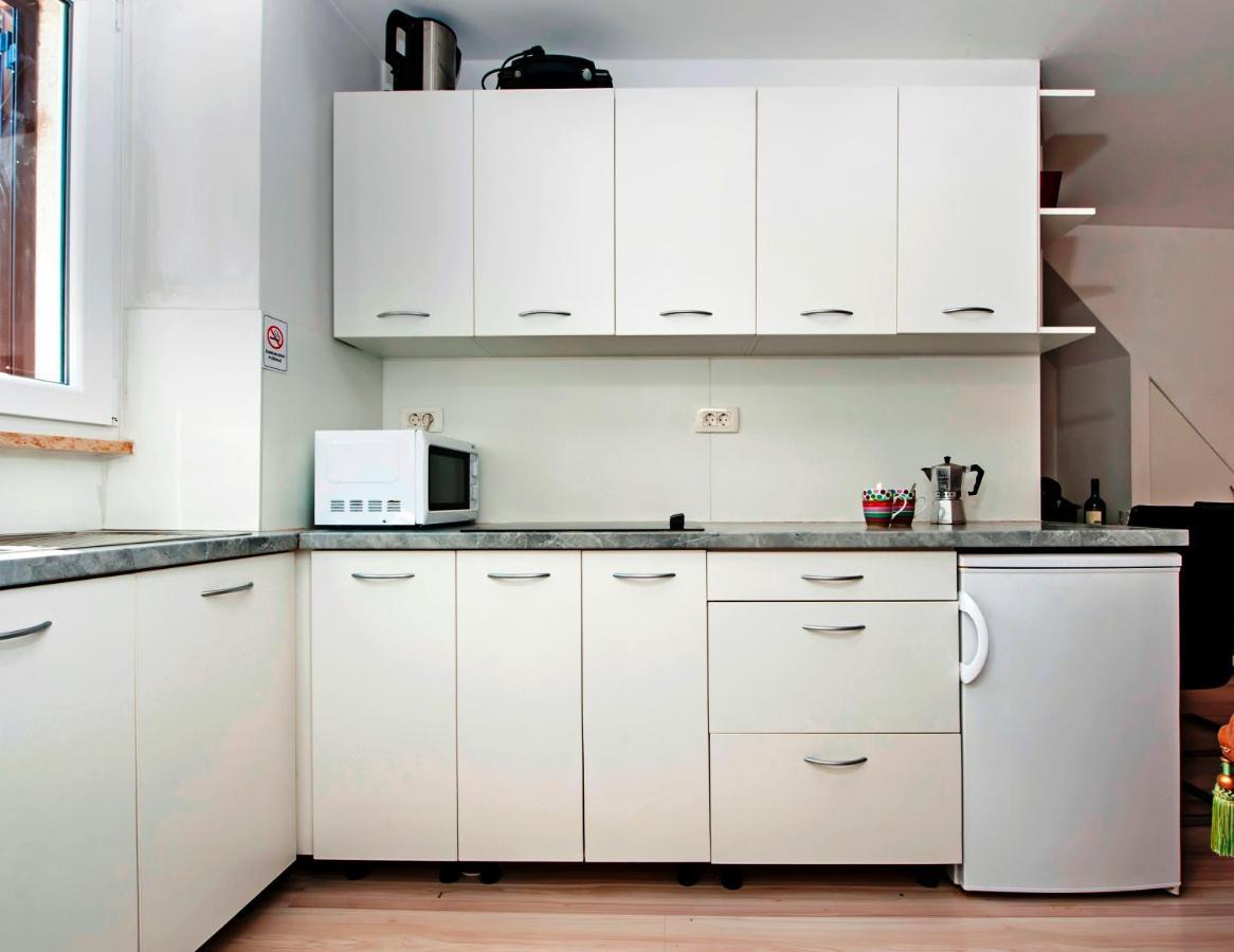 Monte B. Exclusive Apartment ロヴィニ エクステリア 写真